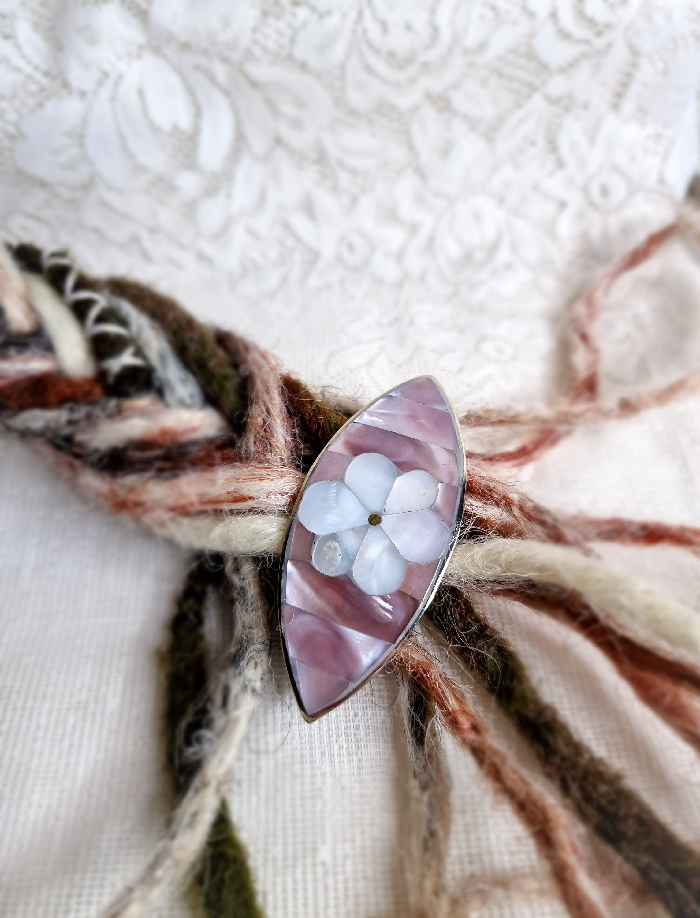 Vintage Mexico Alpaca Silver Mother of Pearl Inlay Daisy Hair Clip Ethnic & Regional Hair & Head Jewelry for sale | eBay main image 3