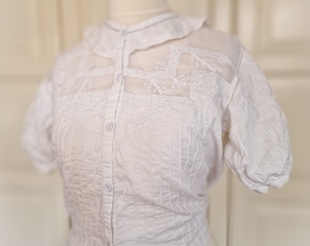 White VINTAGE cotton EMBROIDERY batist blouse 1970 1980 cottagecore folk shirt