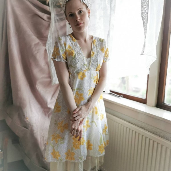 Vintage flower dress