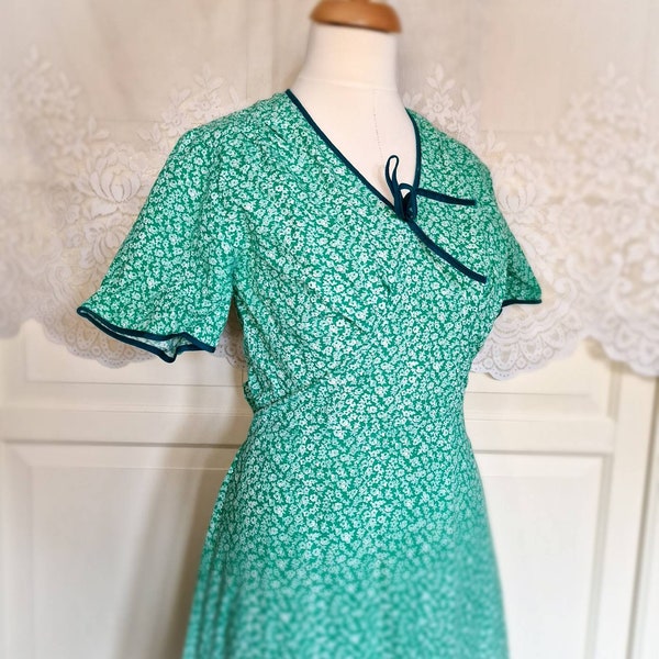 VINTAGE FLORAL SUMMER dress