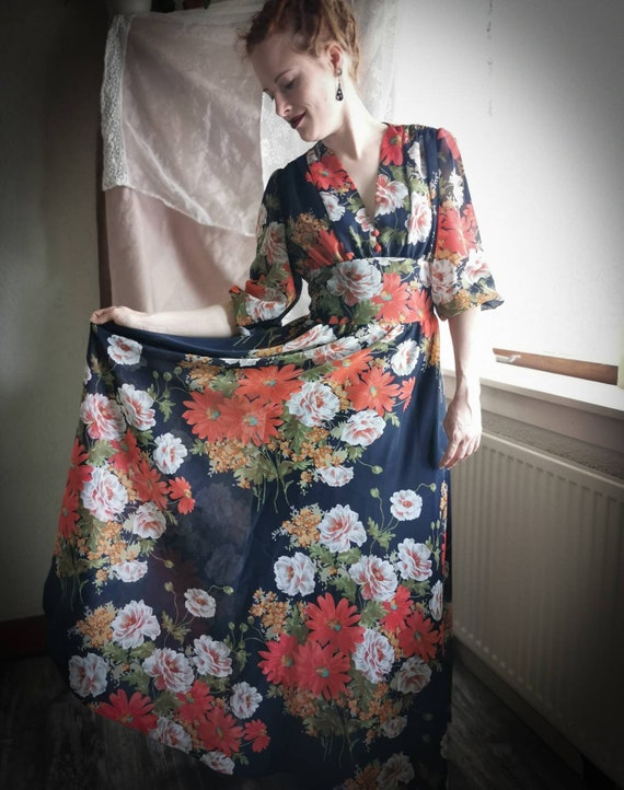 Fantastic vintage dress - image 1