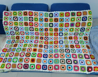 Couverture carrée grand-mère au crochet coloré : jeté afghan en coton fait main