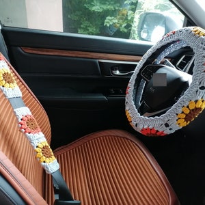 Handmade Crochet Steering Wheel Cover,Sunflower Crochet Steering Wheel Cover,Cute Steering Wheel Cover ,Steering Wheel Cover For Women
