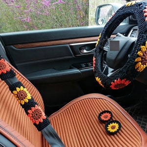 Auto-Lenkradabdeckung, gehäkelte Sonnenblumen-Lenkradabdeckung für Frauen, niedliche Lenkradabdeckung, Mini-Auto-Cupholder-Blumen-Untersetzer