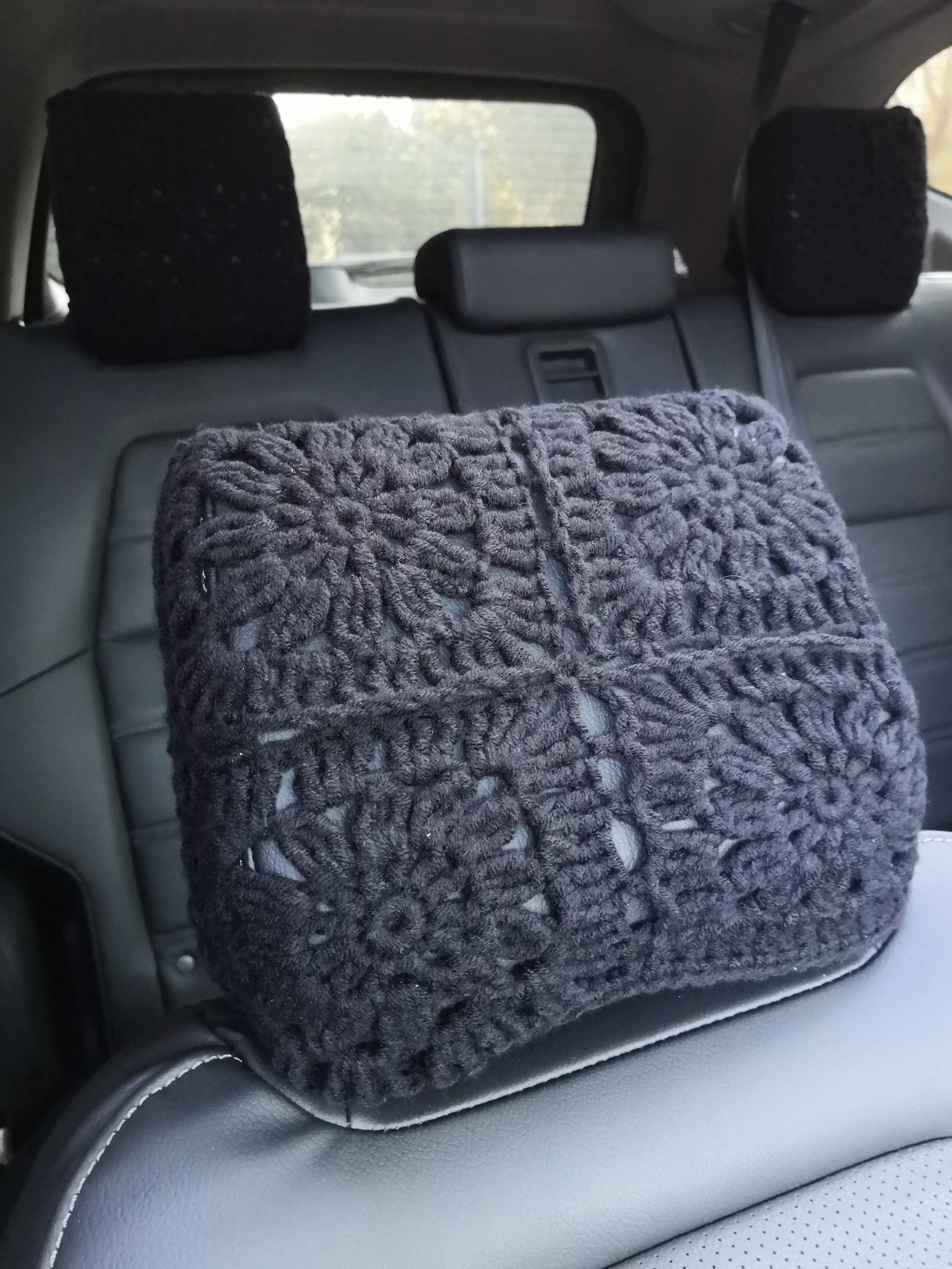 Car headrest cover,Crochet Sunflower Car Headrest Covers,Car Headrest Cover Car Seat Head Rest Cover,Cute Car Decoration for Women and Men