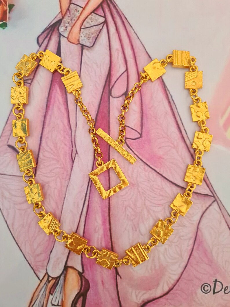 Biche de Bere vintage necklace