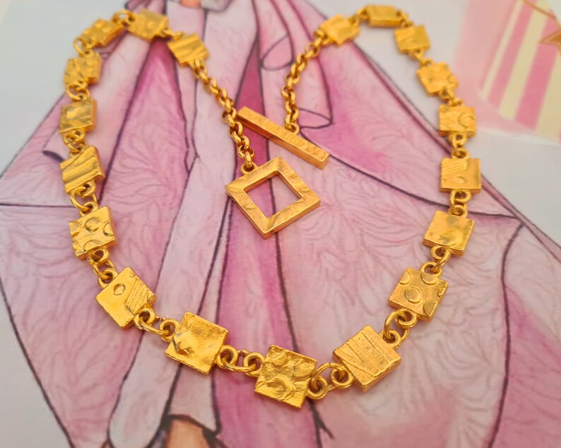 Biche de Bere vintage necklace