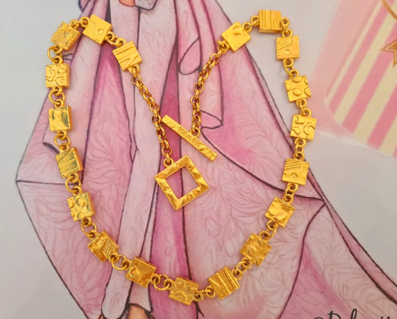 Biche de Bere vintage necklace