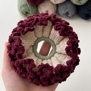Enkelt virkmönster för scrunchie i PDF-format, mönster för hårsnodd med volang, virkat håraccessoar med blommor, virkmönster för nybörjare, presentidé för gör-det-själv