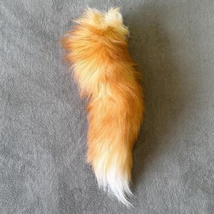 Goldener gelber Fuchsschwanz, flauschiger Fuchsschwanz, Pelz-Schlüsselanhänger, echter Fuchsschwanz, Zubehörteil Schwanz, Schwanz für Therianer, Cosplay Kostüm Schwanz, weicher Schwanz