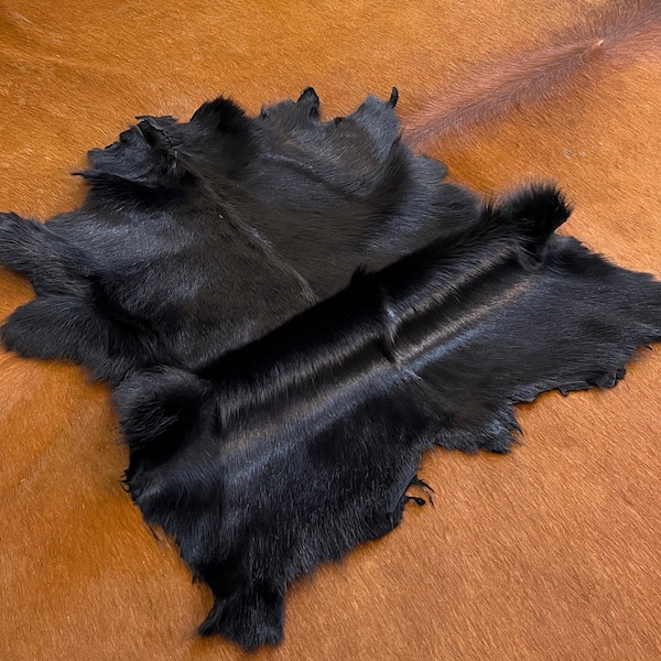 Genuine Natural Black Goat Fur for Baphomet,Fur for Ritual Corner, Black Goat Pelt Satanism, Black Capricorn for Altars, Goat Hide for Devil