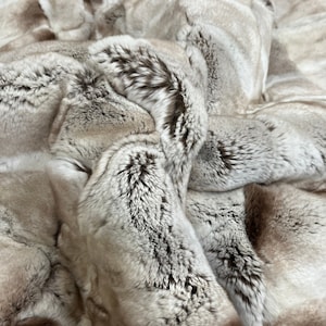 Chinchilla Print Rabbit Fur, Luxury Throw Cover, Genuine Rabbit, Sofa Blanket, House Warming Gift, Genuine Rabbit Fur, Softest Throw Blanket