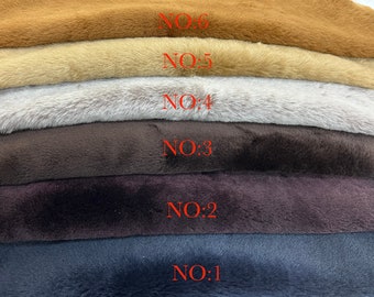 Indumenti in pelliccia di montone in pelliccia di montone , Rivestimento in pelliccia di montone, Tappezzeria in shearling , Pelle di pecora tosata in pelliccia corta, Mocassino Pantofole