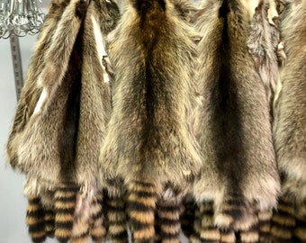Real Natural Raccoon Fur Pelt , American Raccoon Fur , Natural Color , Natural Tanned , Assorted Raccoon Pelt , Raccoon Collar ,Raccoon Coat