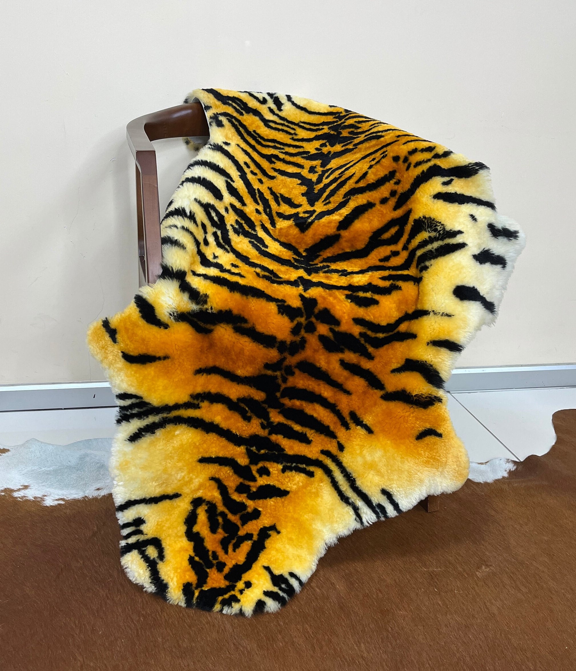ラグ・カーペット Sheepskin Tiger Embroidered Rug Mat Luxury Tiger Print Sheepskin, Super Realistic Tiger Print Fur, Fur
