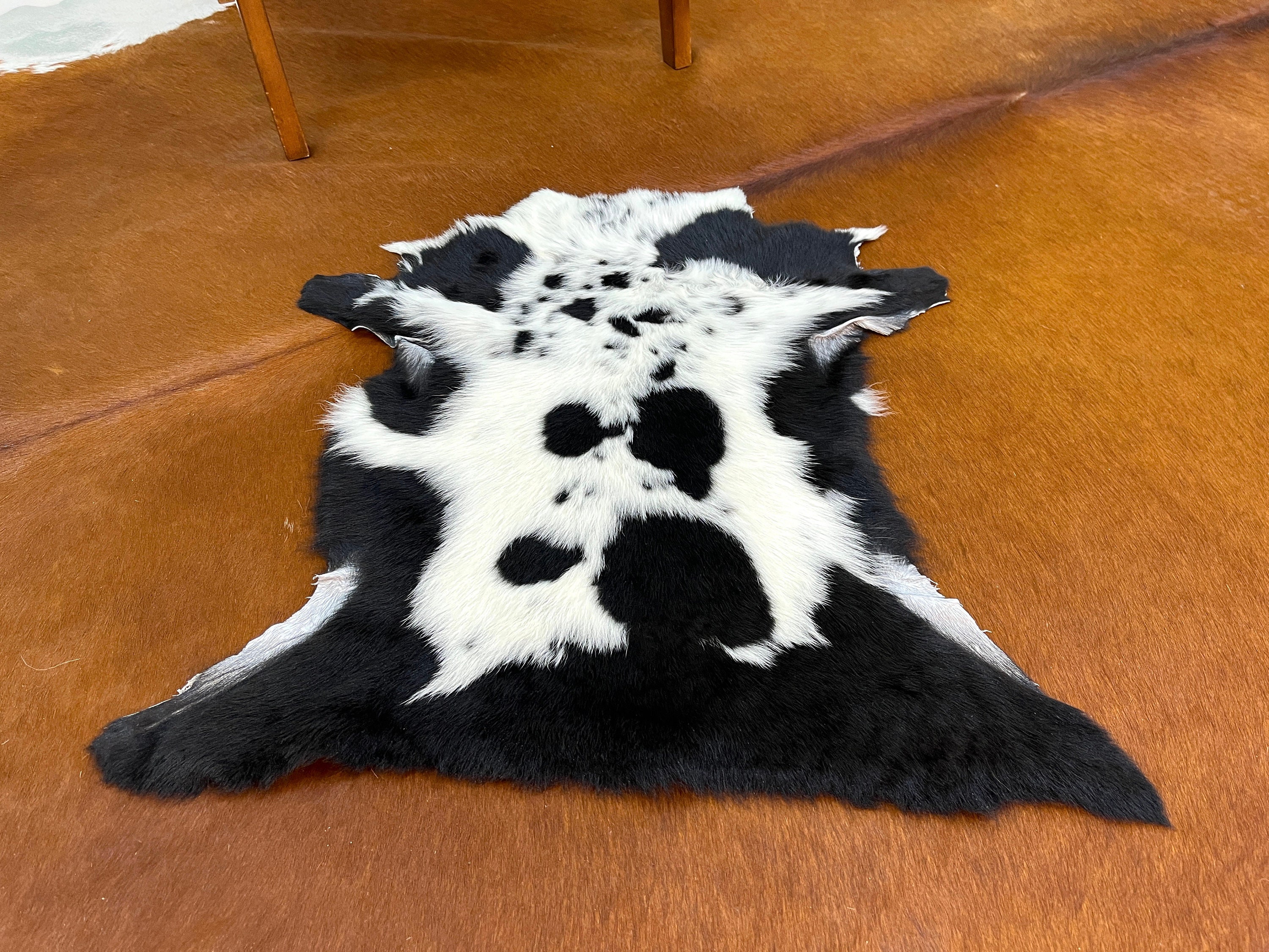 Woolous Sheepskin Rug, Genuine New Zealand Large Natural Lamb Skins, Real Sheep Skin Fur Throw for Chair, Bedroom and Living Room, (Single Pelt
