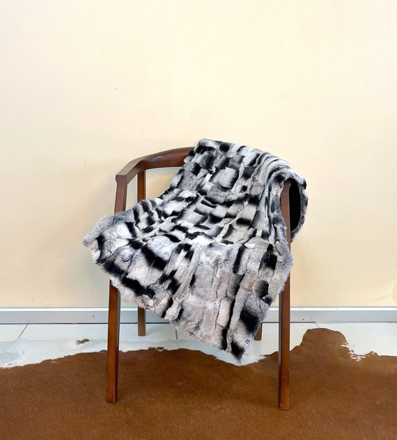 Animal pelt blanket hotsell