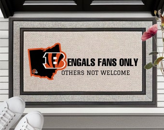Solo para fanáticos de los Bengals. Otros no bienvenidos. Felpudo de los Bengals. Decoración de los Cincinnati Bengals. Decoración de patio. Felpudo de la NFL. Regalo de temporada de fútbol.