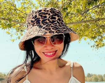 Leopard reversible bucket hat/Brown leopard bucket hat/24 inches head circumference/Woman leopard hat/Animal print large hat/Outdoor hat