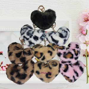 【BLACKPURPLE】24FW★ Signature Cat Heart charm Keyring Pom Pom Leopard Keychain/heart Furry Keychain/ Bag Charm