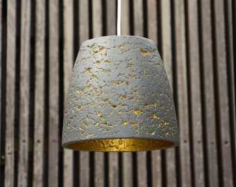 Formicaio (hormiguero en italiano) Gunmetal, lámpara colgante LED hecha a mano en Sydney con papel maché.
