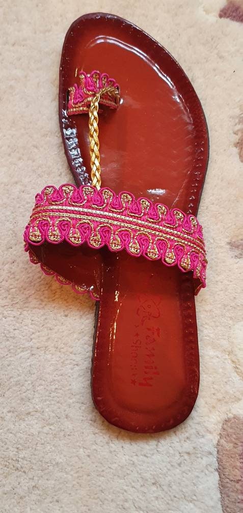 Slippers store for saree