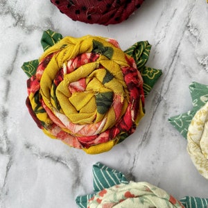 Handmade Fabric Rose Brooch: Vintage Style Flower Pin