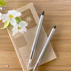 Uni-ball Style Fit Ultra Slim 0.38 - Black Ink retractable pen - 1 pc