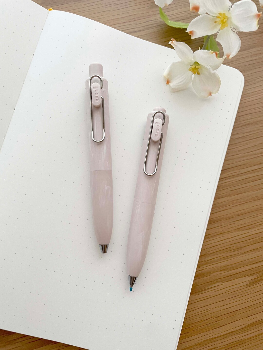 Uni-ball ONE P Gel Pen - 0.5mm - Bath Bomb - Peony - Limited Edition ...