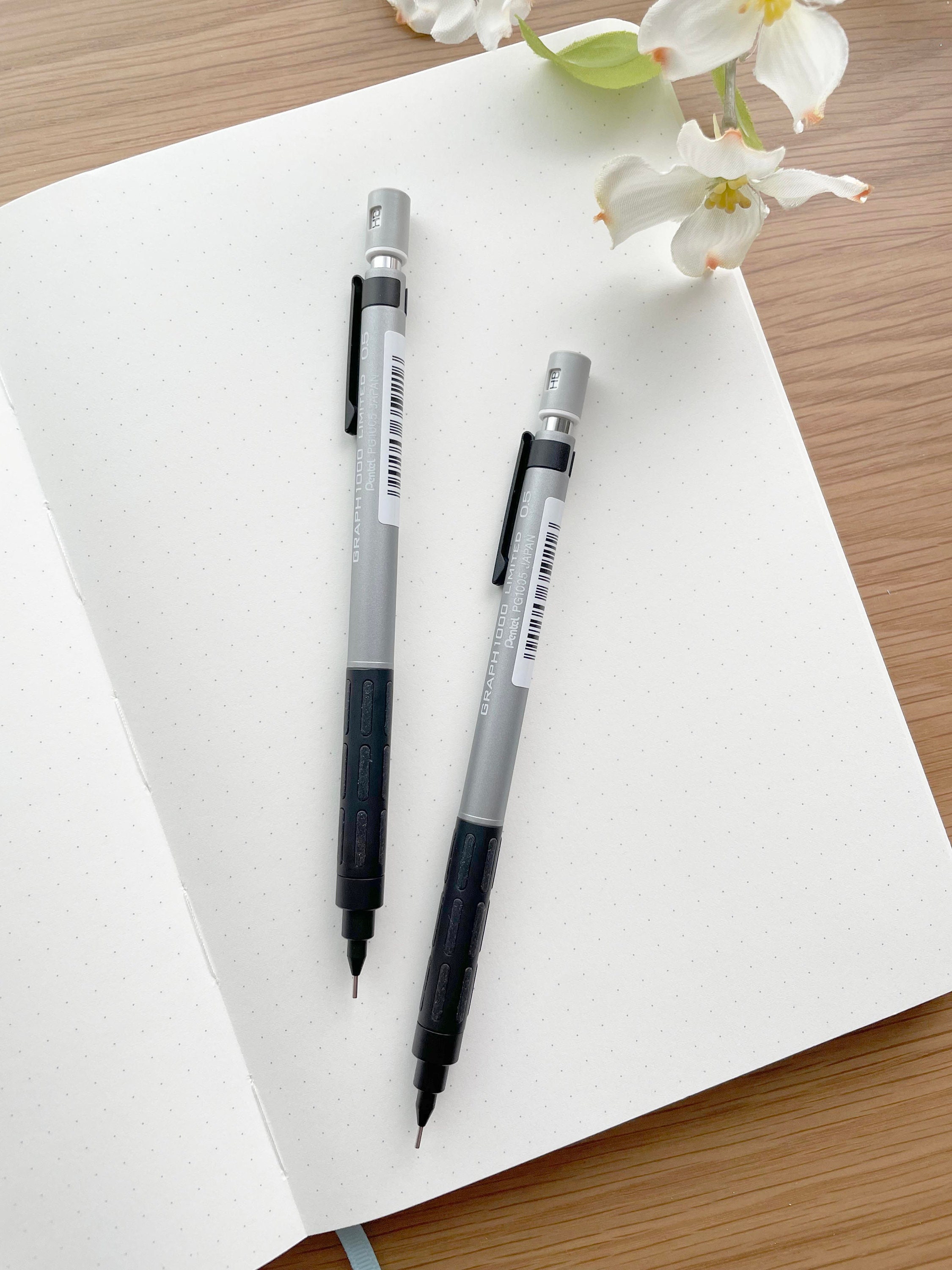 Limited Edition: Kitera Mechanical Pencil - Graph 1000 - 0.5 Limited Edition: Kitera Mechanical Pencil - Graph 1000 - 0.5