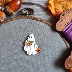 Pumpkin ghost Needle minder, needle magnet for embroidery and cross stitch