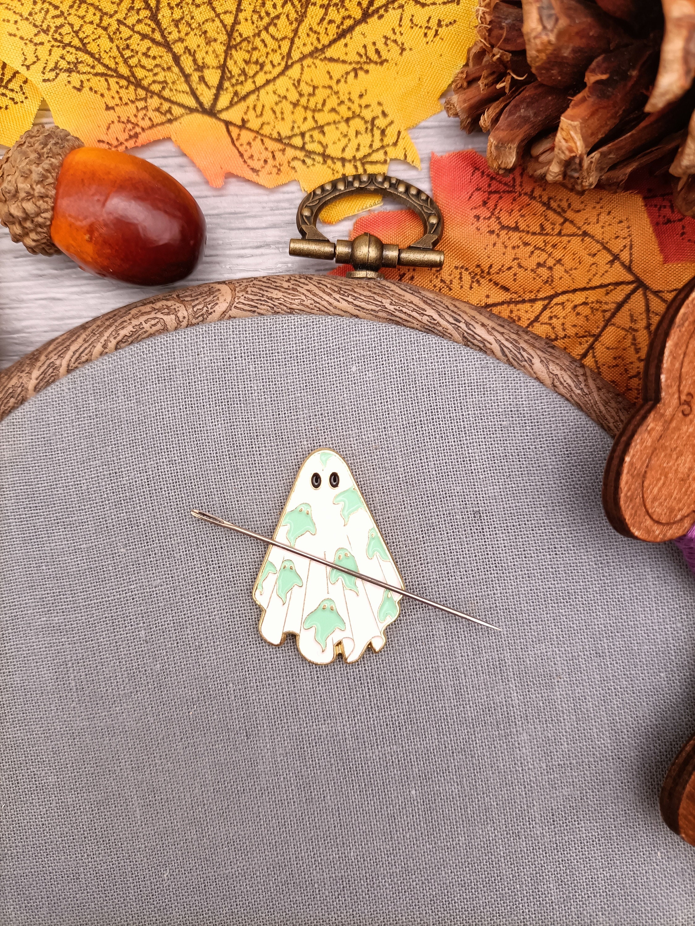 Cute ghost needle minder, needle magnet for embroidery and cross stitch