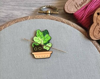 2-Pack Moon Cat & Potted Plants Needle Minders - Magnetic Embroidery Accessories For Cross Stitch & Needlework