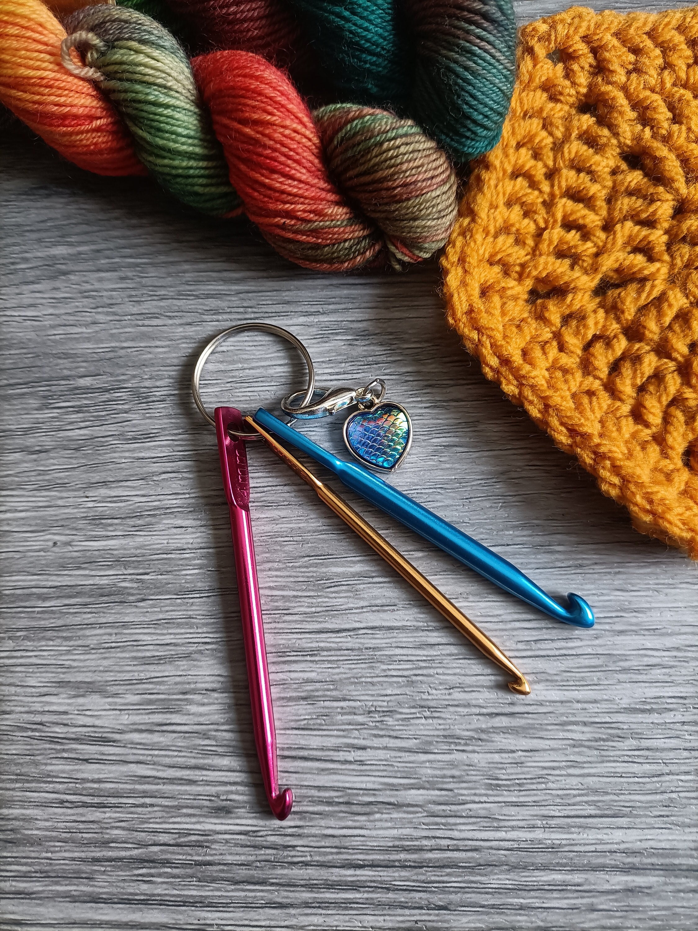 Crochet Floating Drop Shape Locket, Gift for Crocheter, Micro Crochet,  Crochet Hook Charm, Crochet Jewelry, Yarn Necklace, Ooak Necklace 