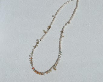 Collar Solsticio - Collar de circonita natural en forma de lágrima y perlas - Plata de ley - Collar de perlas y piedras preciosas - Regalo para ella