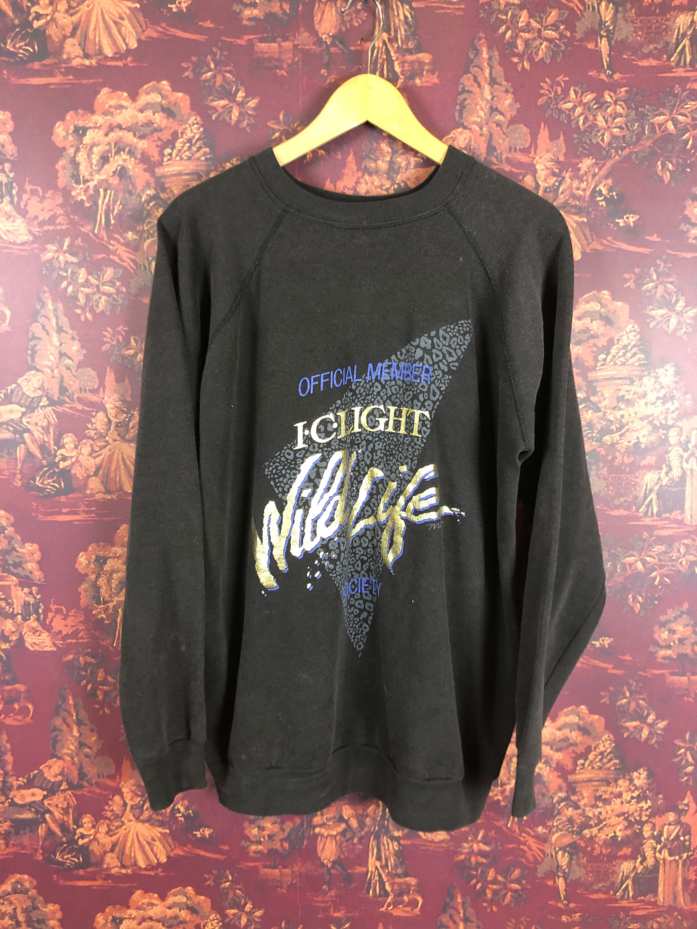 ic light shirt
