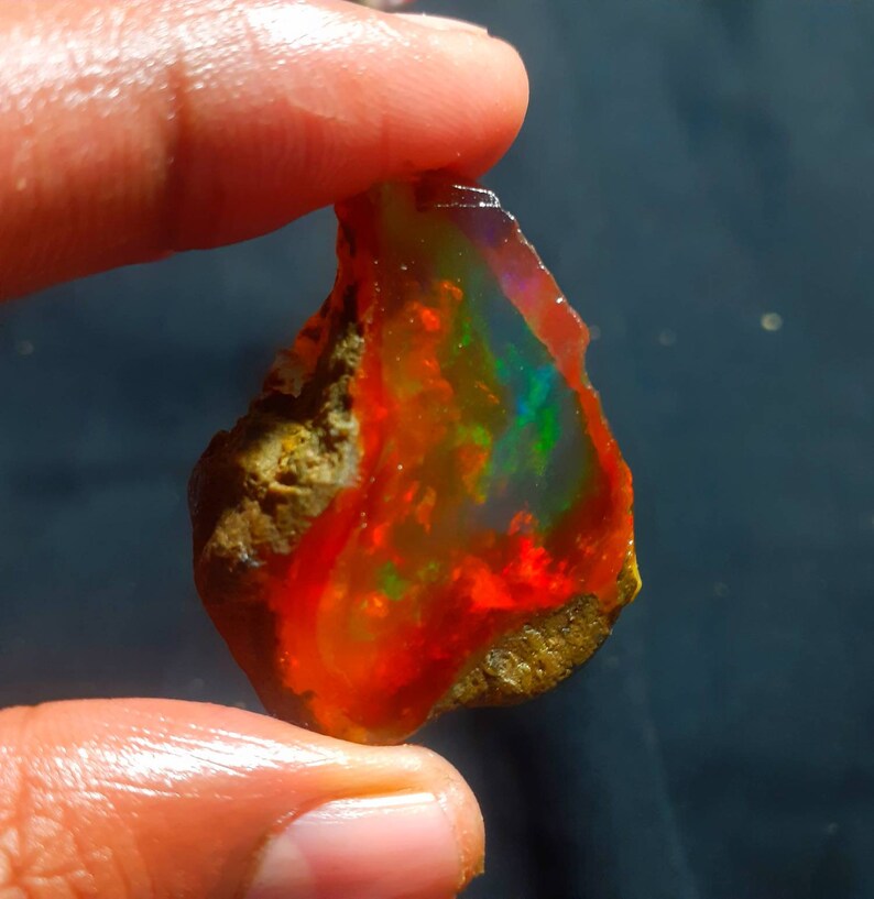Top quality opal raw rock weight 59crt welo fire opal rough AAA quality opal fire rough natural Ethiopian opal raw rough use for jewelry#122