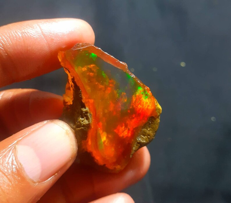Top quality opal raw rock weight 59crt welo fire opal rough AAA quality opal fire rough natural Ethiopian opal raw rough use for jewelry#122