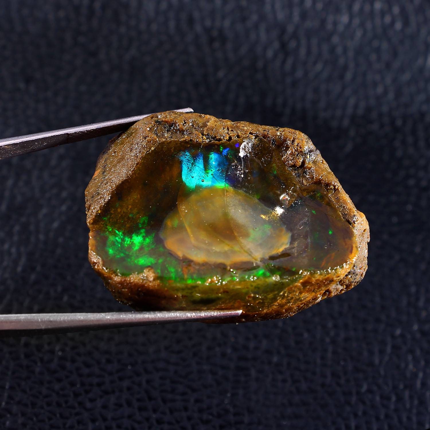 25 crt OPAL ROUGH raw rock welo fire opal rough AAA quality opal fire rough natural Ethiopian opal raw rough usefor jewelry#c.33 25 crt OPAL ROUGH raw rock welo fire opal rough AAA quality opal fire rough natural Ethiopian opal raw rough usefor jewelry#c.33