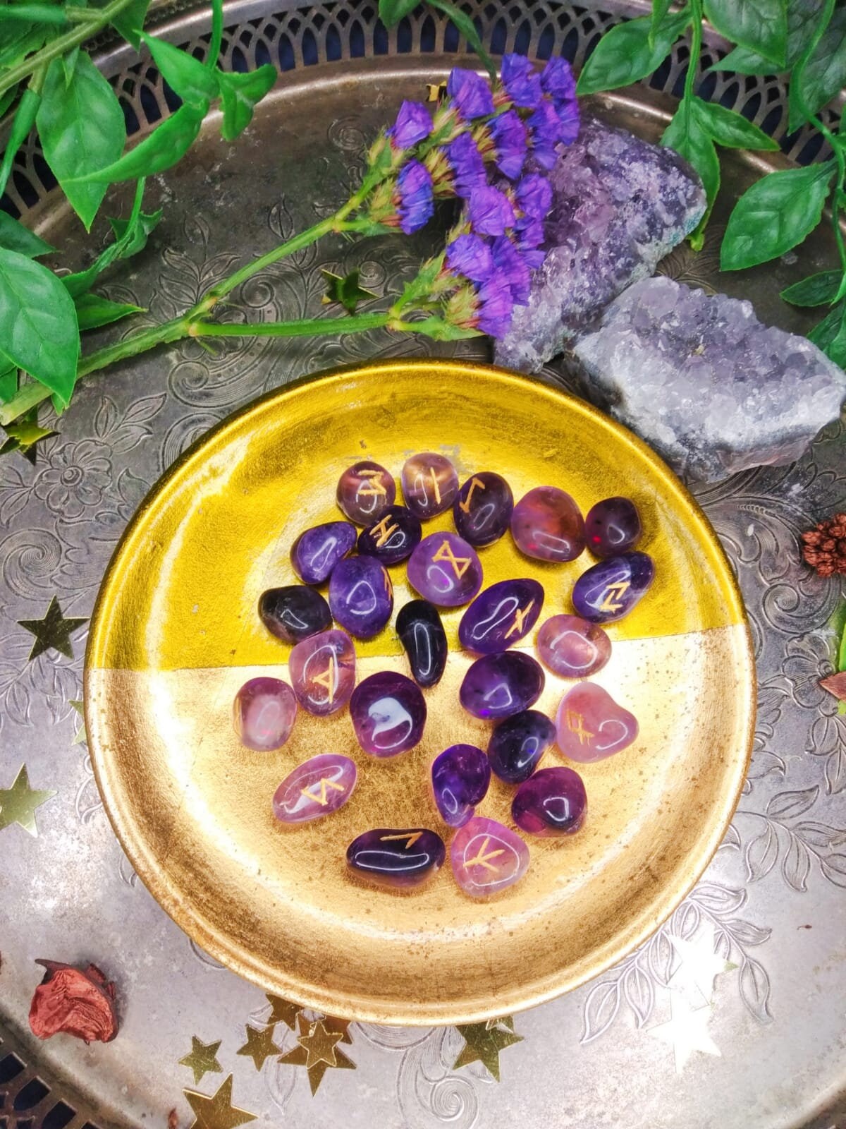 Witches Rune Crystals Amethyst Crystal Rune Set - 25 Piece Witches Rune Set in Gift Bag ...