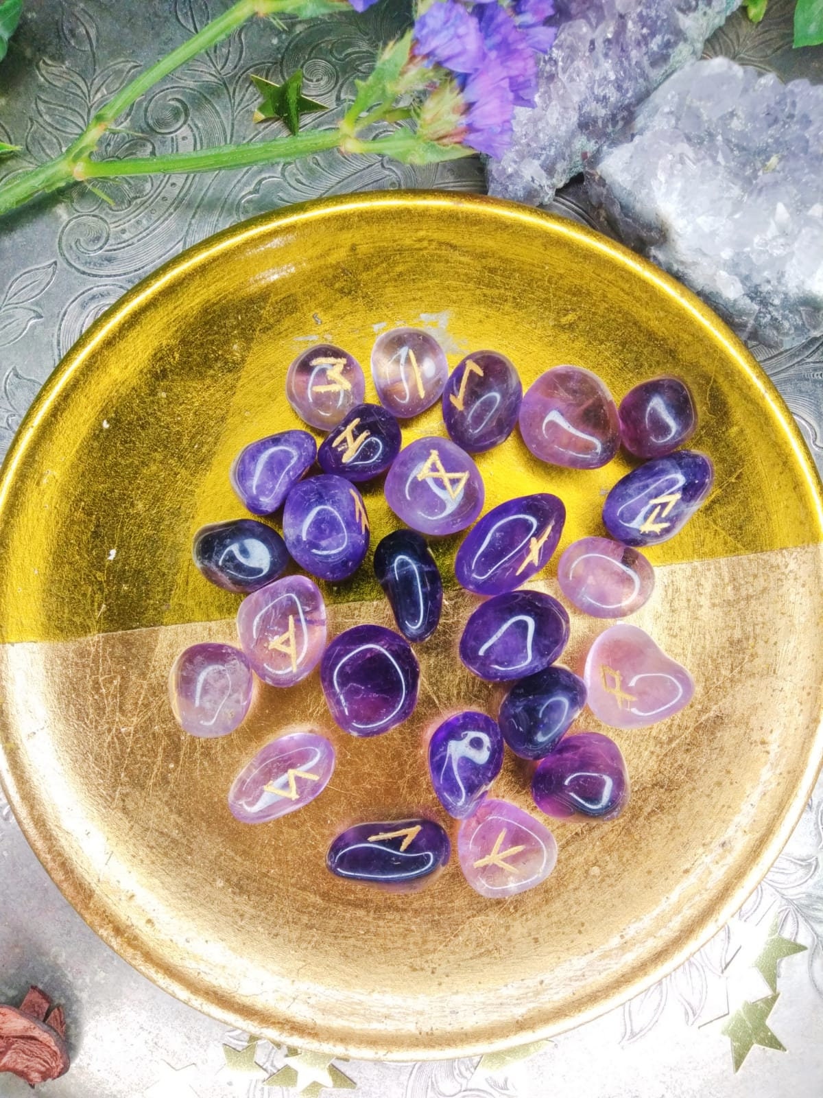 Witches Rune Crystals Amethyst Crystal Rune Set - 25 Piece Witches Rune Set in Gift Bag ...
