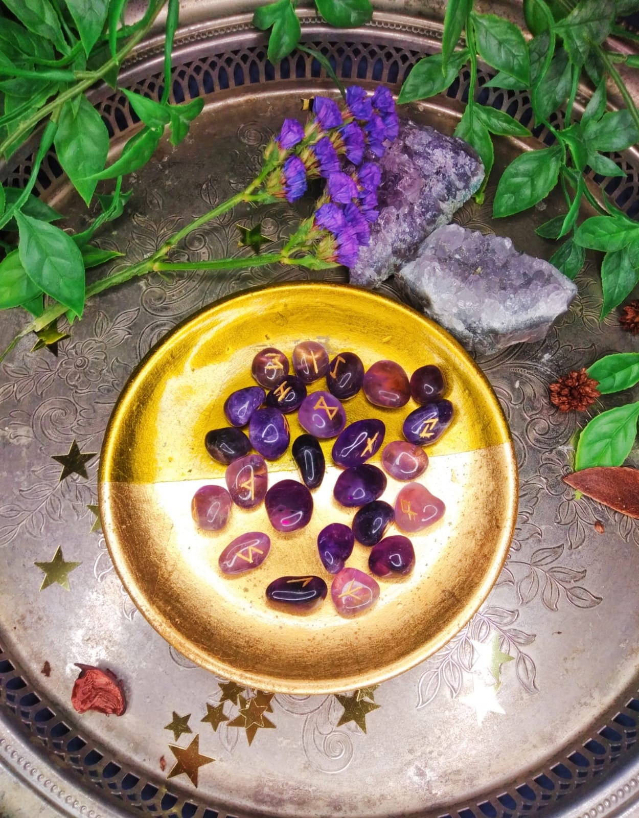 Witches Rune Crystals Amethyst Crystal Rune Set - 25 Piece Witches Rune Set in Gift Bag ...