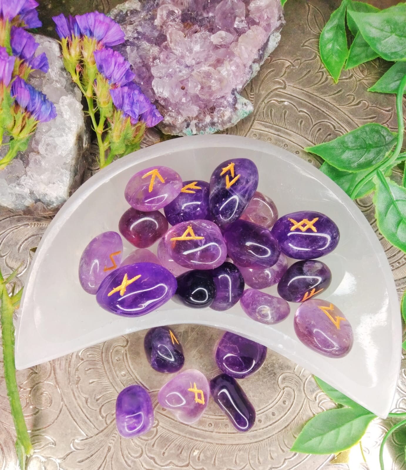 Witches Rune Crystals Amethyst Crystal Rune Set - 25 Piece Witches Rune Set in Gift Bag ...
