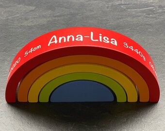 Mattoncini arcobaleno in legno con palla | Personalizzabile | Nome e compleanno del bambino | Abilità motorie e giocattoli per l'apprendimento | impilare pietre