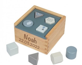Personalisiertes Formen- Steckspiel Sortierspiel Box blau | Label-Label | Name Geburtstag von Kind Baby | Geschenk für Jungs - Lasergravur