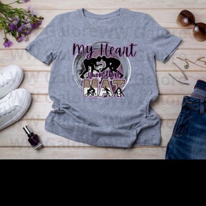 Il mio cuore è su quel Mat Wrestling Design PNG per maglietta