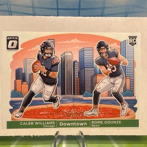 Caleb Williams, quarterback esordiente dei Chicago Bears, e Rome Odunze, ricevitore del Downtown STICKER Football