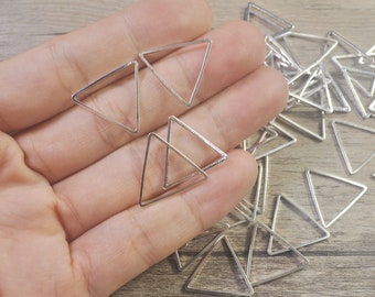 50Pcs/100Pcs Silver Brass Triangle Ring - Link - Triangle Charms - Geometric Charms - Triangle Earring Pendants - 20mm -(YY-3679#)