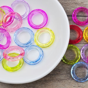 80Pcs/ pack 20mm Ring Beads,Colorful Transparent Acrylic Ring，Plastic rings,Round connector rings,Ring Shaped,Jewelry blank Findings