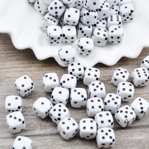 Square Beads,100Pcs Acrylic White Dice Bead,Game Beads,Fun Beads, Game Dice,  Cube Beads,DIY Charms Bracelet,Jewelry Making 8x8mm